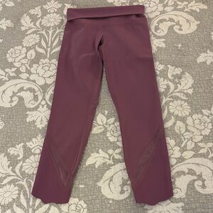 Lululemon Wunder Under Crop Roll Down Scallop~Best for a Size 2/4~Vintage Plum